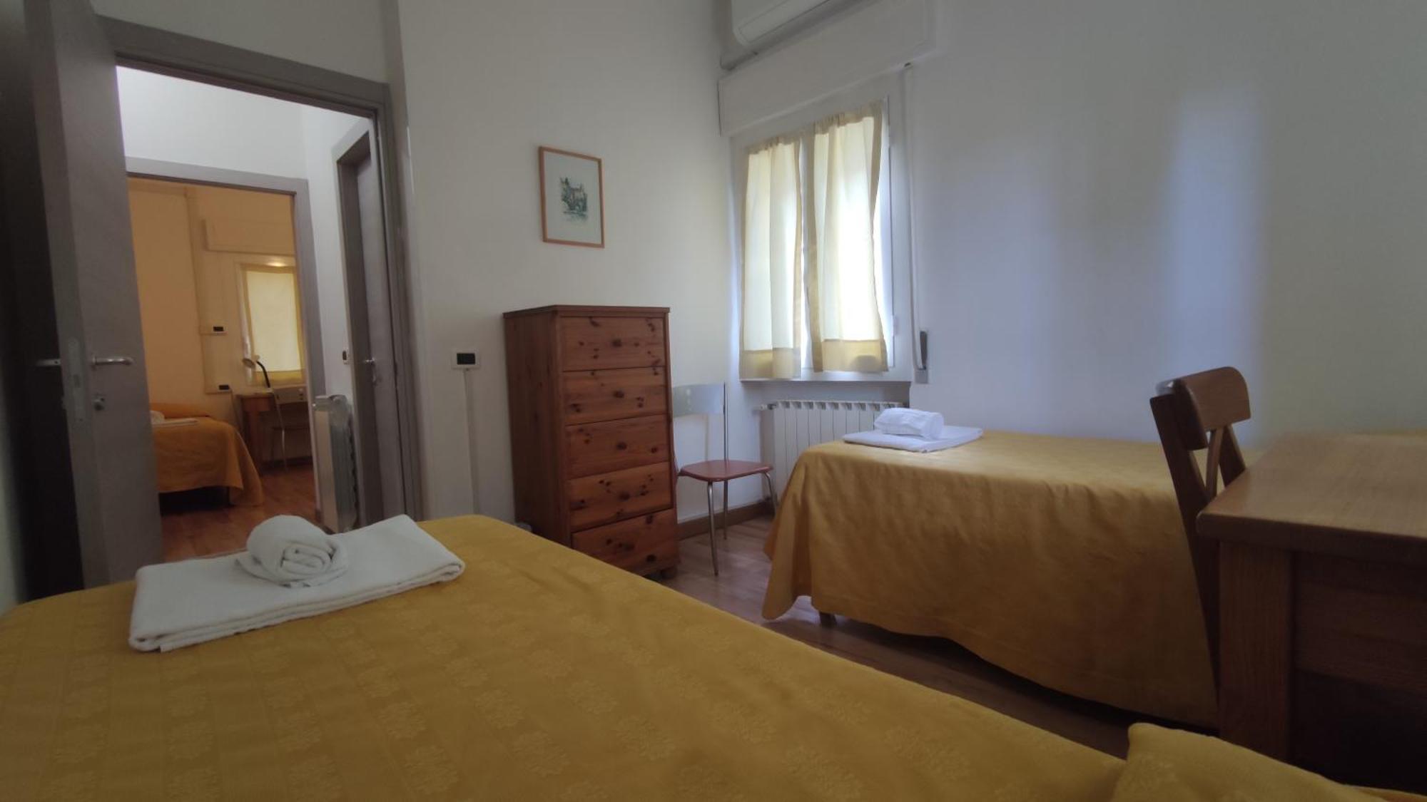 Casa Vacanze Valdese Vallecrosia Camera foto