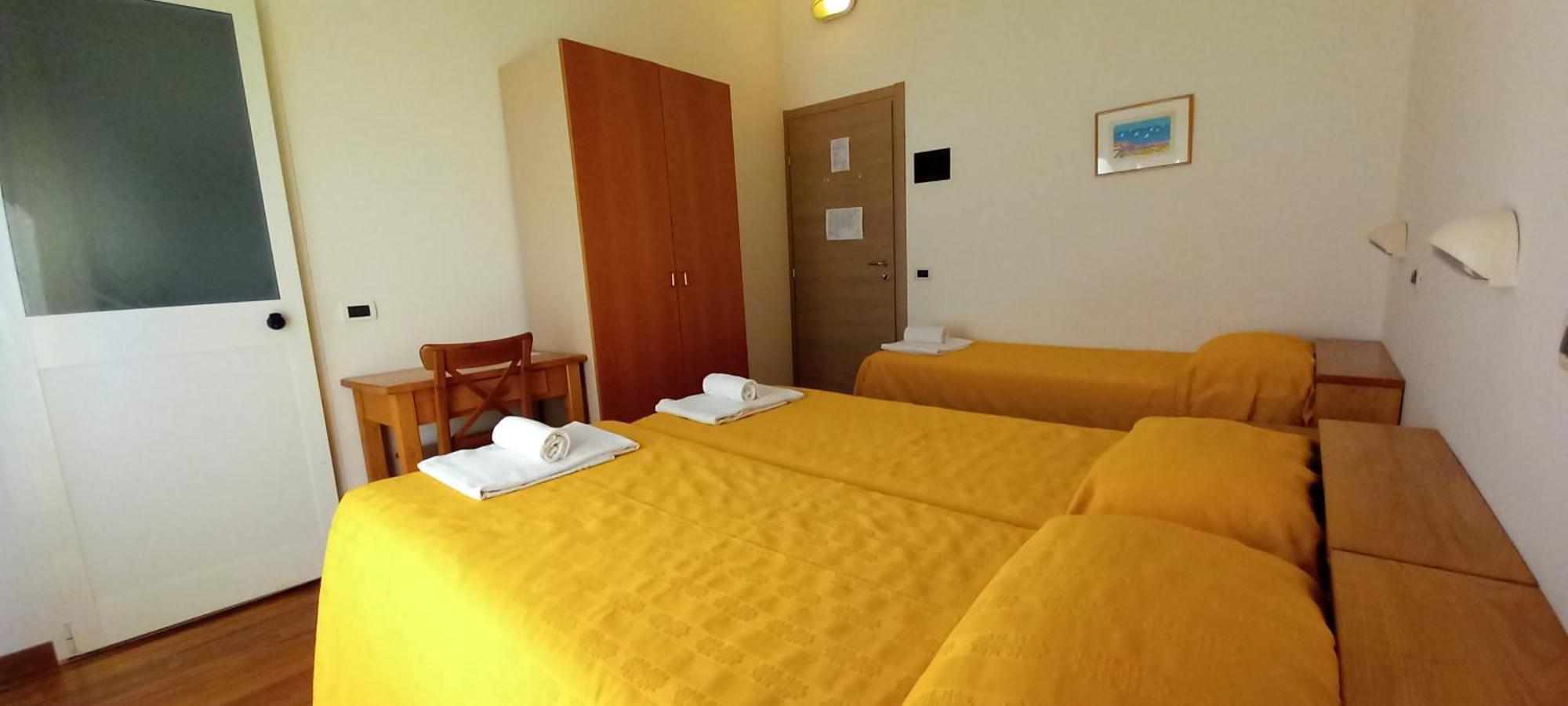 Casa Vacanze Valdese Vallecrosia Camera foto