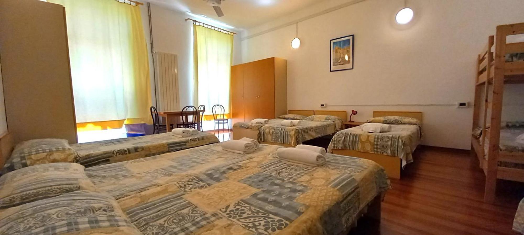 Casa Vacanze Valdese Vallecrosia Camera foto
